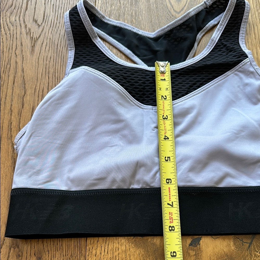 New Balance Racerback Sports Bra - Picture 6 of 7